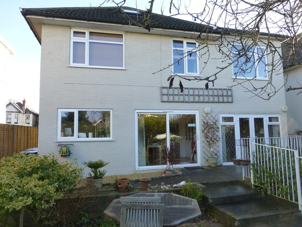 Waters Reach Guest House Christchurch  Exterior photo